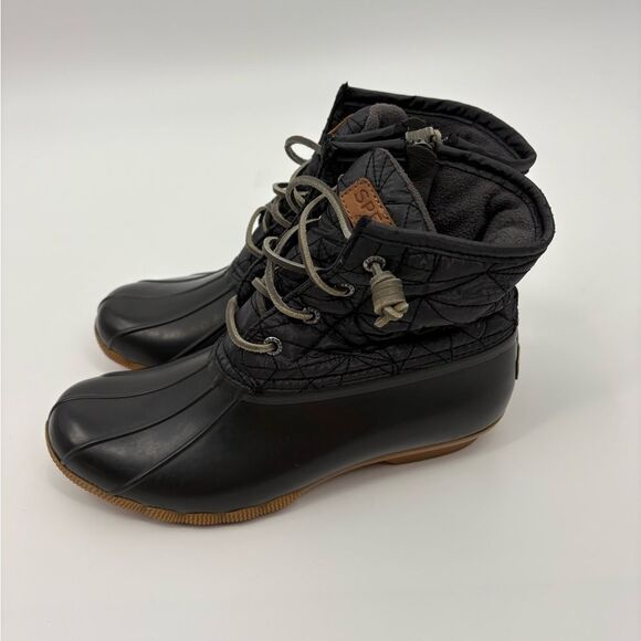 Sperry| Saltwater Quilted Duck Boot | size 8 - Picture 3 of 8